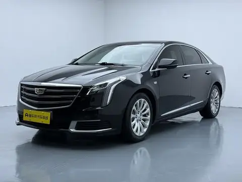 Cadillac XTS 2018 — фото 1