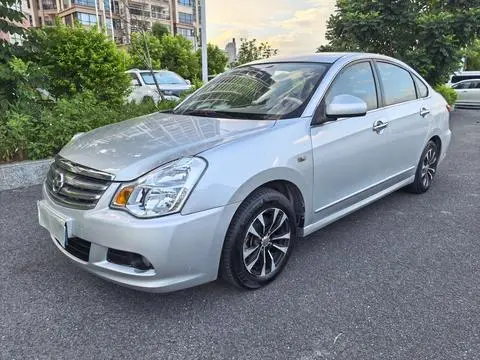 Nissan 轩逸 2012