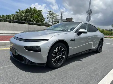 XPeng 小鹏P7 2021