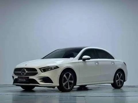 Mercedes-Benz A-Class 2022 — фото 1