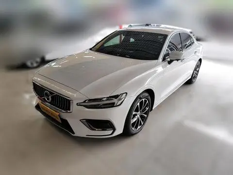 Volvo S60 2022