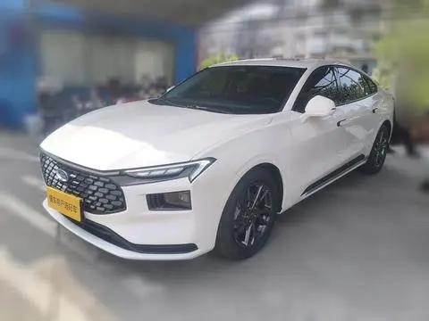 Ford 蒙迪欧 2025 — фото 1