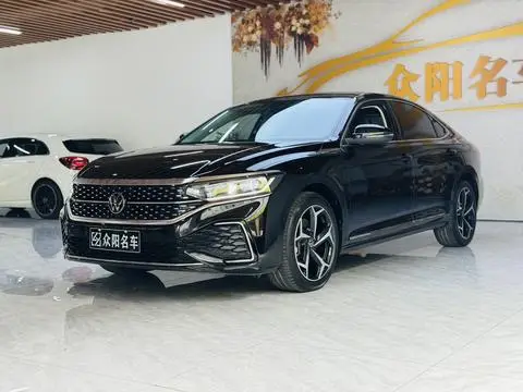 Volkswagen Passat 2023