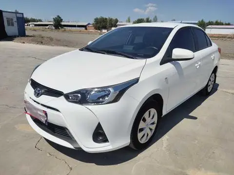 Toyota YARIS L 致享 2021