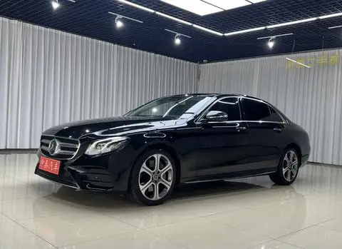 Mercedes-Benz E-Class 2017 — фото 1