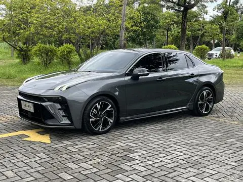 Lynk & Co 03 2023