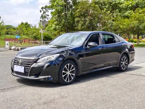 Toyota Crown 2018