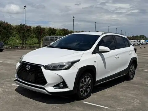 Toyota YARIS L 2020