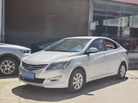 Hyundai 瑞纳 2014