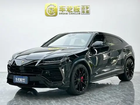 Lamborghini Urus 2021