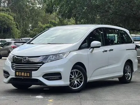 Honda Odyssey 2018 — фото 1
