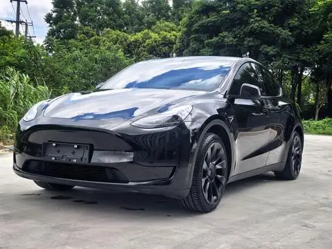 Tesla Model Y 2022 — фото 1