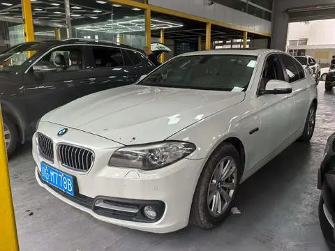 BMW 5 Series 2013 — фото 1