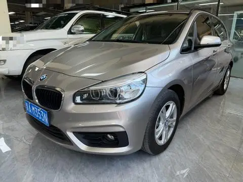 BMW 2 Series 旅行车 2016