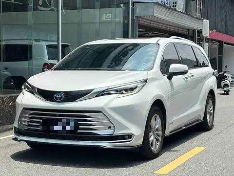 Toyota 赛那 2021