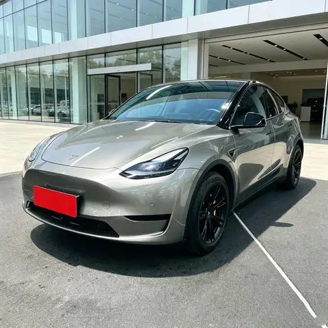 Tesla Model Y 2022 — фото 1
