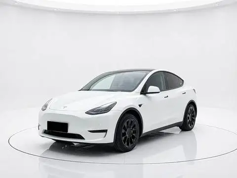 Tesla Model Y 2022 — фото 1