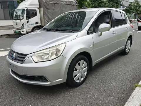 Venucia R50 2013