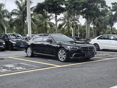 Mercedes-Benz S-Class 2025