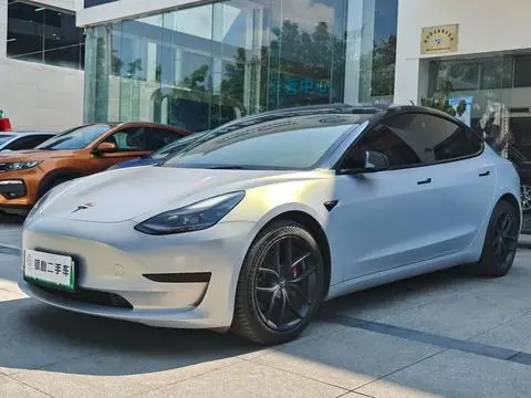 Tesla Model 3 2021