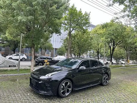Lynk & Co 03 2023