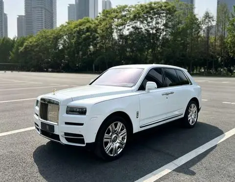 Rolls Royce Cullinan 2018