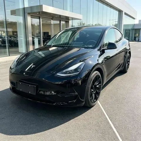 Tesla Model Y 2021 — фото 1