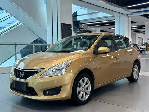 Nissan 骐达TIIDA 2014 — фото 1