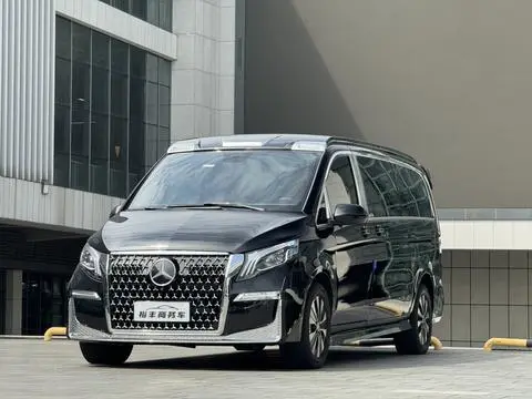 Mercedes-Benz 威霆 2018