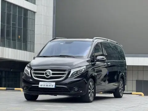 Mercedes-Benz 威霆 2016