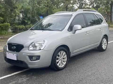 Kia 佳乐 2011
