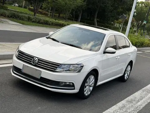 Volkswagen Lavida 2017 — фото 1