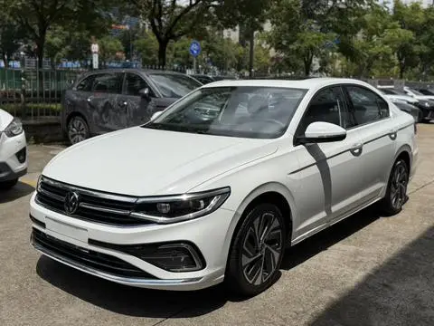 Volkswagen Bora 2023