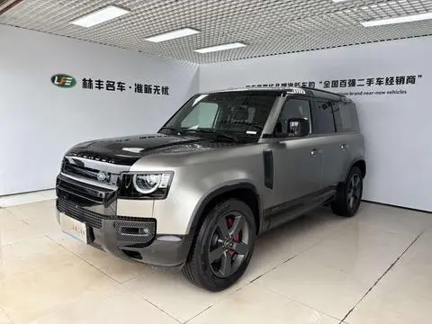 Land Rover 卫士 2025