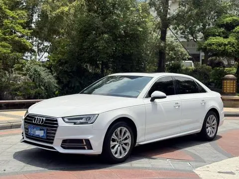 Audi A4L 2019