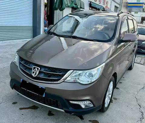 Baojun 730 2015