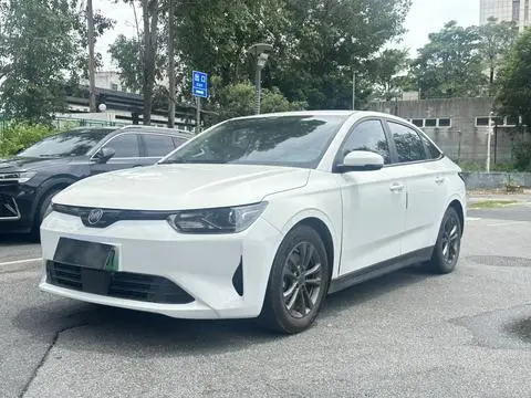 Weltmeister 威马E.5 2022
