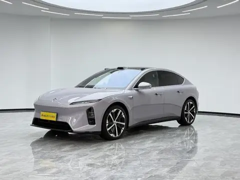 NIO ET5 2025