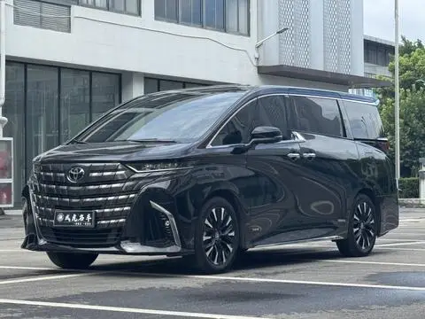 Toyota Alphard 2023