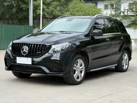 Mercedes-Benz M-Class 2012 — фото 1