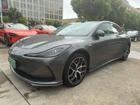 IM Motors 智己L6 2024