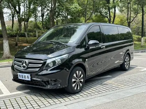 Mercedes-Benz 威霆 2021