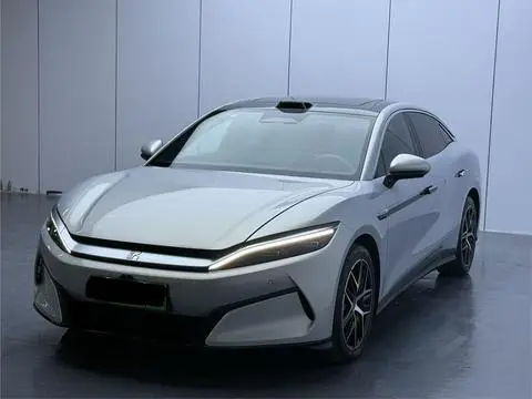BYD Han L EV 2025
