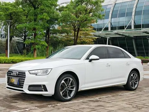 Audi A4L 2019