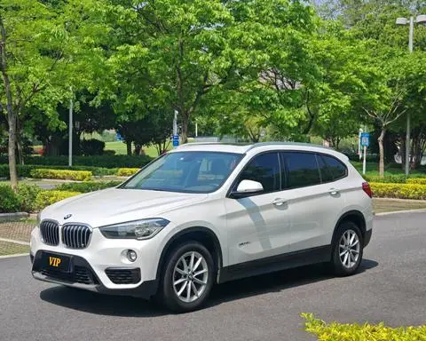 BMW X1 2016 — фото 1