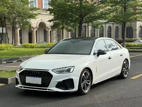 Audi A4L 2020 — фото 1