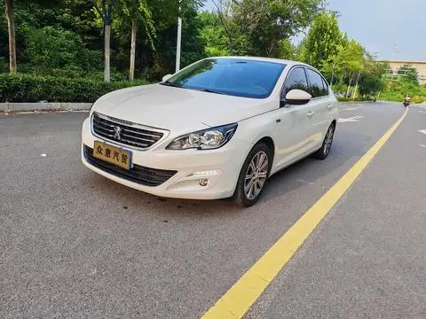Peugeot 408 2015