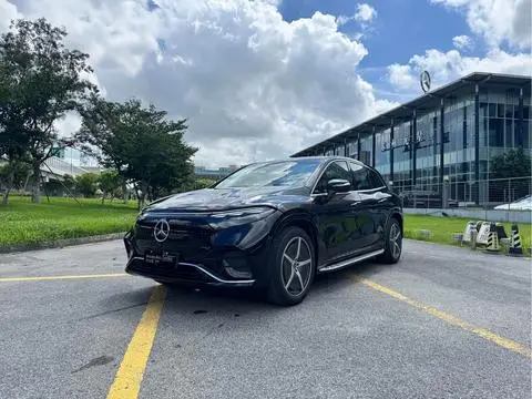 Mercedes-Benz EQS SUV 2025 — фото 1