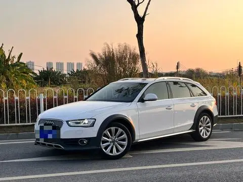 Audi A4 2014