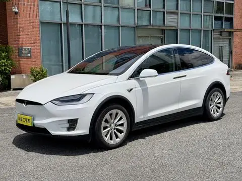 Tesla Model X 2016